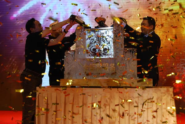 說明: http://www.yijiafu.net/UploadFile/images/news/2011/zhengzhou-jinyaoshifuwuqido.jpg